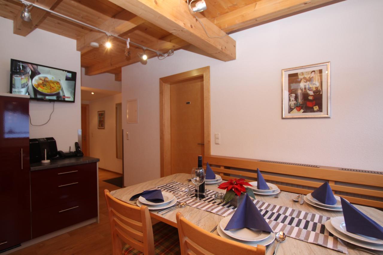 Gaestehaus Alpina Sankt Anton am Arlberg Buitenkant foto